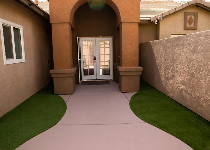 Miracle Mineral Water Pool And Spa